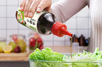 Fondată în 2005, are 13000 de metri pătrați de clădiri standard de fabrică, este o colecție de cercetare și dezvoltare, producție și vânzări într-una dintre întreprinderile de materiale de ambalare a produselor cosmetice.